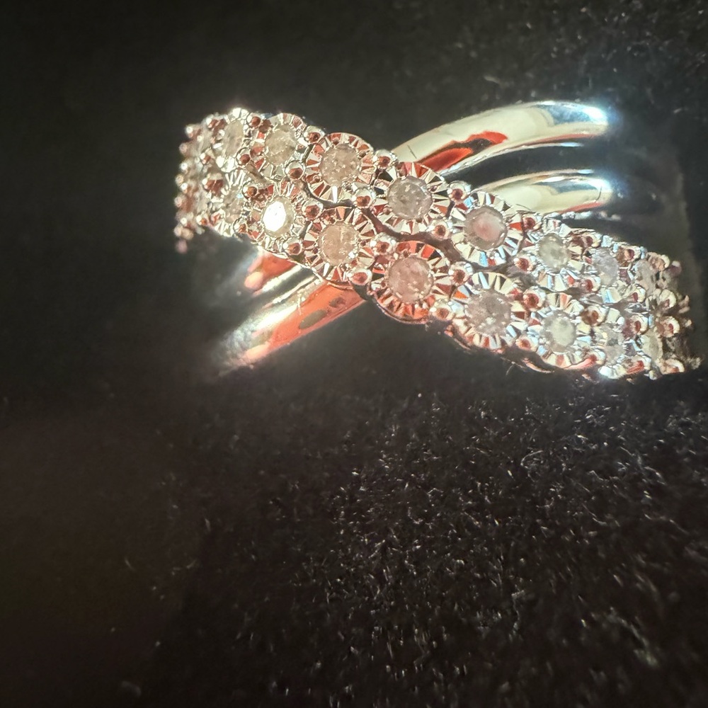 Elegant Silver Diamond Ring